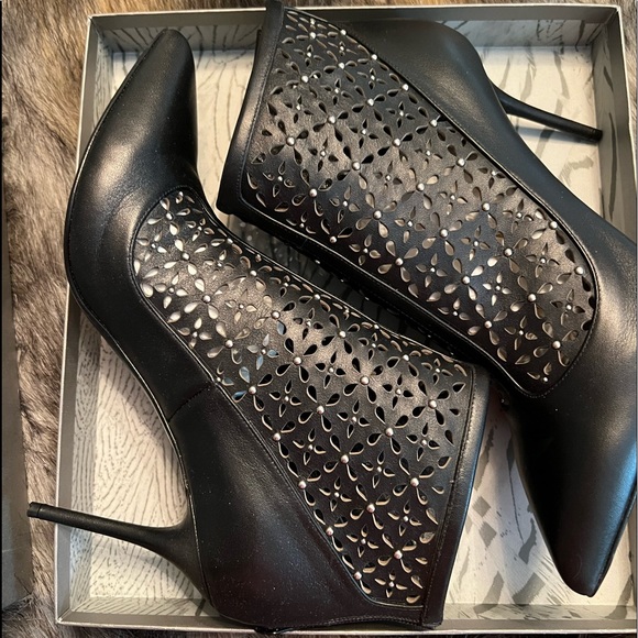 Alexander McQueen Booties - Picture 3 of 11